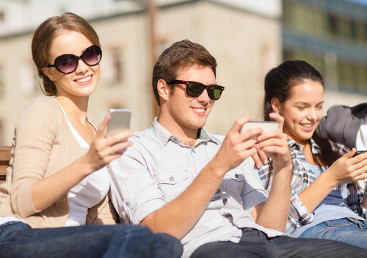 millennials-smartphone